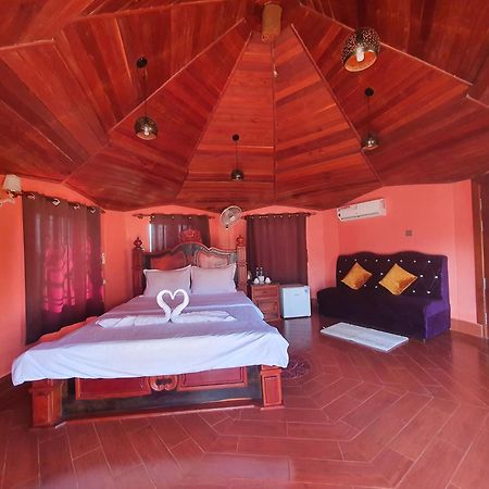 Gibbon Lodge Сенмонором Екстер'єр фото